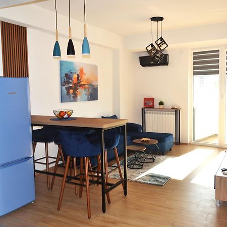 New Apartment In Skopje Center - Free Private Parking Exterior foto